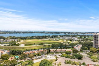 2520 Presidential Way Unit 203, West Palm Beach, FL 33401