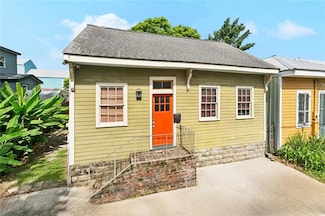 614 General Pershing St, New Orleans, LA 70115