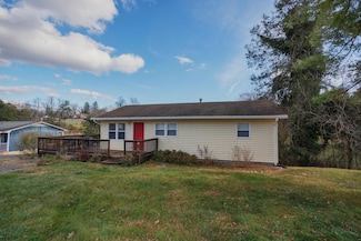 319 N Lewis St, Lexington, VA 24450