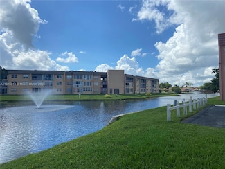 9581 Sunrise Lakes Blvd Unit 202, Sunrise, FL 33322