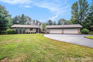 1359 Buttrick Ave SE, Ada, MI 49301
