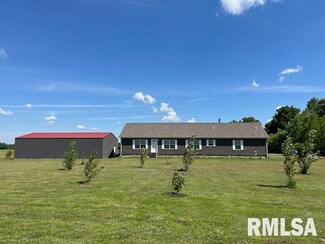 10045 Freeman Spur Blacktop, West Frankfort, IL 62896