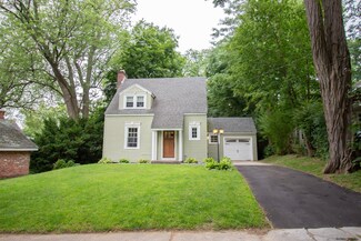 101 Collins St, Schenectady, NY 12302