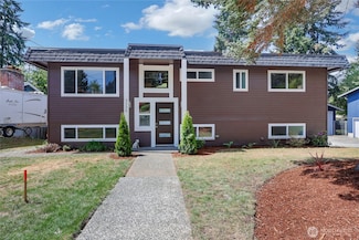 3520 66th Ave W, University Place, WA 98466