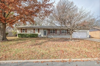 414 W Rudondo Dr, Webb City, MO 64870