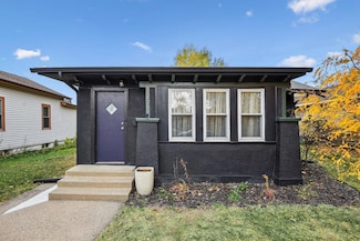 3351 Humboldt Ave N, Minneapolis, MN 55412