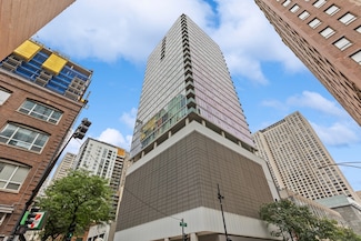 550 N Saint Clair St Unit 2401, Chicago, IL 60611
