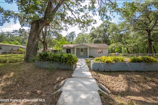 7211 Sunnyside Dr, Brooksville, FL 34601
