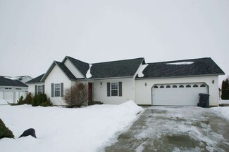 1115 W 5th St, Filer, ID 83328
