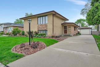 16408 Roy St, Oak Forest, IL 60452