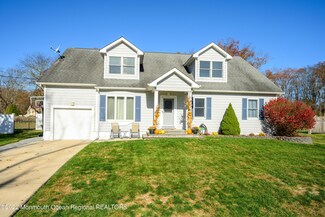 6 Bass Place, Howell, NJ 07731