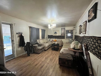 2005 Country Club Rd, New Bern, NC 28562