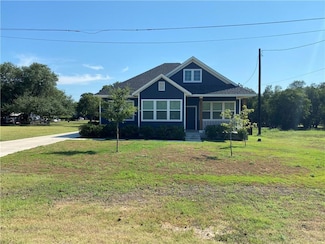 606 W 1st St, Kyle, TX 78640