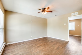 216 Lucas St Unit 2, San Antonio, TX 78209