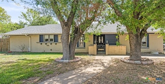 2004 Mockingbird Ln, Killeen, TX 76541