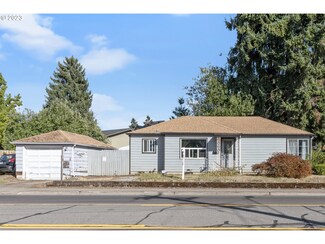 624 N Settlemier Ave, Woodburn, OR 97071