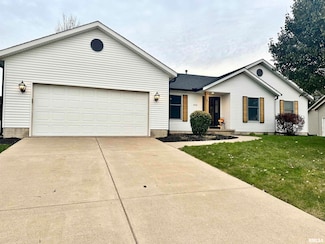 1938 E 47th Place, Davenport, IA 52807