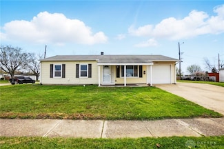 834 Mc Adams Dr, New Carlisle, OH 45344