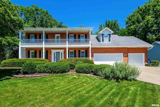 5748 Lewis Ct, Bettendorf, IA 52722