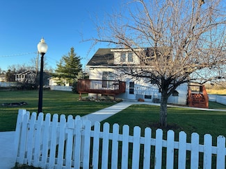 517 1st St NE, Deer River, MN 56636