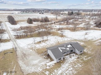 907 E Clay St, Panora, IA 50216