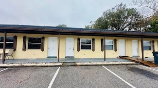 979 Berkley Rd Unit 3, Auburndale, FL 33823