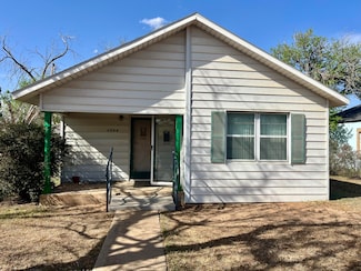 2704 36th St, Lubbock, TX 79413