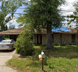 1723 Myrtle St, Westlake, LA 70669