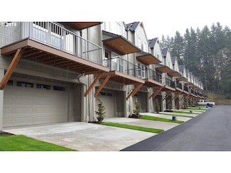 16835 Champion Way, Sandy, OR 97055