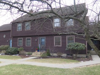 5 Heritage Way Unit B, South Deerfield, MA 01373