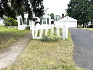 103 Starkweather St, Manchester, CT 06042