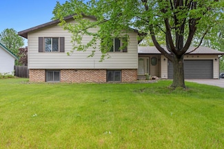 2908 81st Ave N, Brooklyn Park, MN 55444