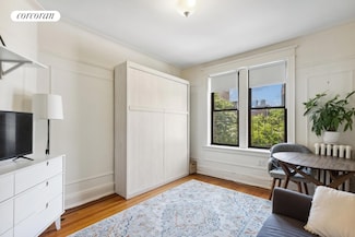 49 Willow St Unit 3E, New York, NY 11201