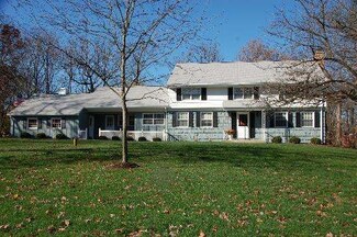 4N170 Ferson Creek Rd, Saint Charles, IL 60174