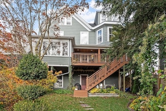 29 High St, Marblehead, MA 01945