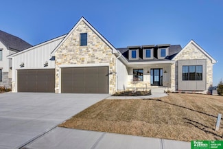 21004 Joseph St, Elkhorn, NE 68022