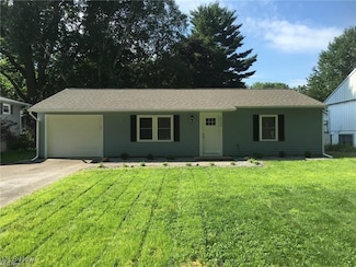 6200 Kirkwall St, Madison, OH 44057