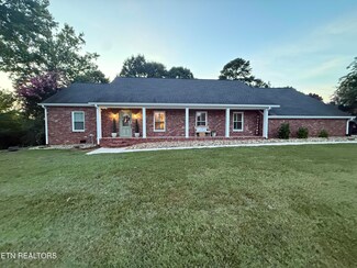 11145 Windward Dr, Knoxville, TN 37934