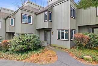 9 Talcott Glen Unit K, Farmington, CT 06032