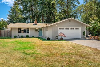 8418 56th St W, University Place, WA 98467