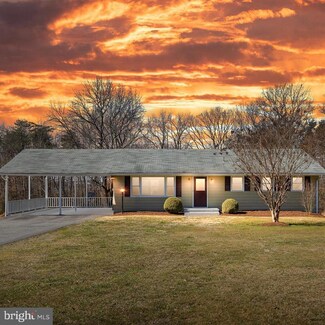 665 Truslow Rd, Fredericksburg, VA 22406