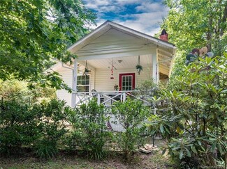 2043 Laurel Park Hwy, Hendersonville, NC 28739