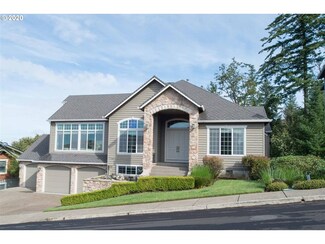 10323 SE Quail Ridge Dr, Happy Valley, OR 97086