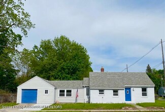 1606 N Martin Luther King jr Blvd, Lansing, MI 48915