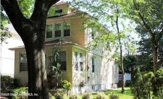 67 Eldridge Ave, Staten Island, NY 10302