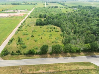 1561 Cr 428, Dime Box, TX 77853