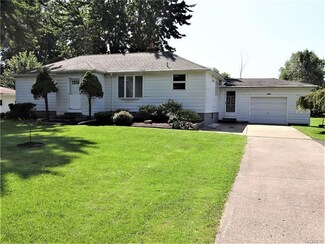 8095 Clarence Center Rd, East Amherst, NY 14051