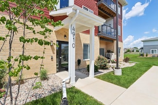 4910 Innovation Dr Unit 305, Deforest, WI 53532