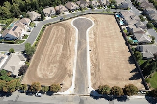 1792 N Preuss Ave, Clovis, CA 93619