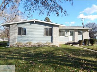 4631 Anson St, Lansing, MI 48911